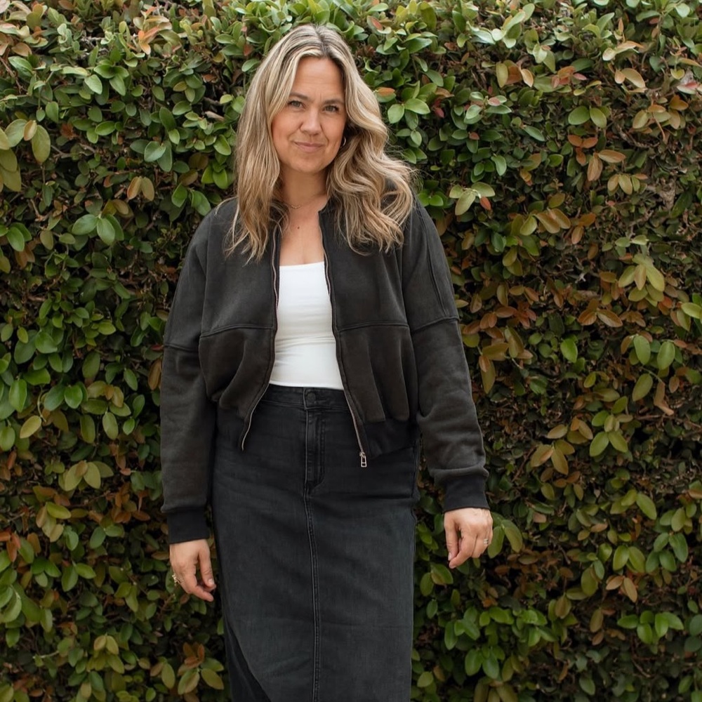 Carly Jean Los Angeles Alex Bomber Jacket - Vintage Black